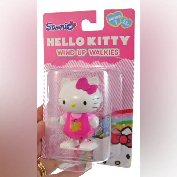 Hello Kitty Wind-up Walkies - Picture 3 of 6
